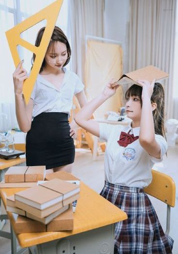 秋霞三级伦电影_HD影视在线观看