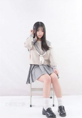 丰满大胸年轻寡妇_HD在线观看完整版